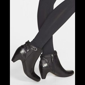 Sam Edelman Maddox Black Leather Booties, Sz. 6
